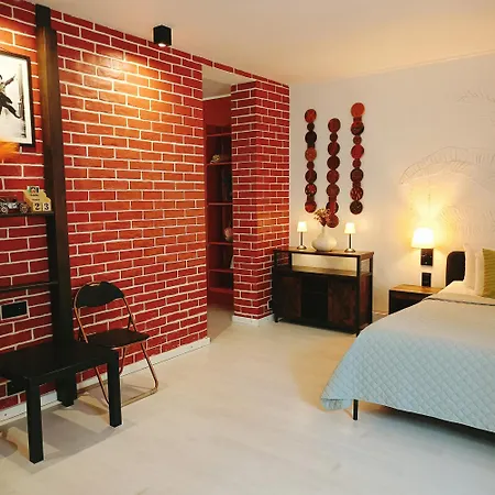 Stylish Center - Free Parking - Walk To Old Town *
